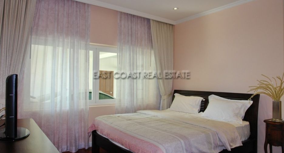 For rent and for sale 6 bed house in Bang Lamung, Chonburi