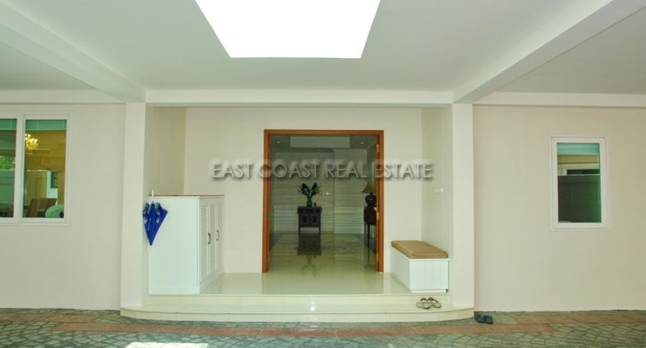 For rent and for sale 6 bed house in Bang Lamung, Chonburi