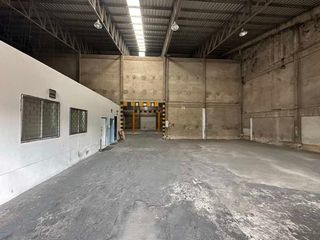 For rent warehouse in Mueang Pathum Thani, Pathum Thani