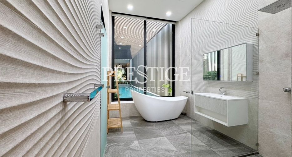 For sale 5 bedrooms house in Bang Lamung, Chonburi