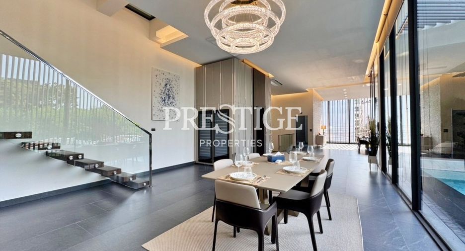 For sale 5 bedrooms house in Bang Lamung, Chonburi