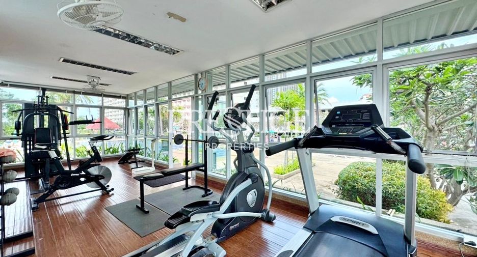 For sale studio condo in Bang Lamung, Chonburi