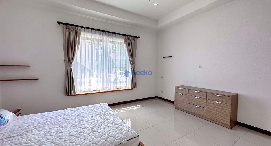 For rent and for sale 4 bedrooms house in Bang Lamung, Chonburi