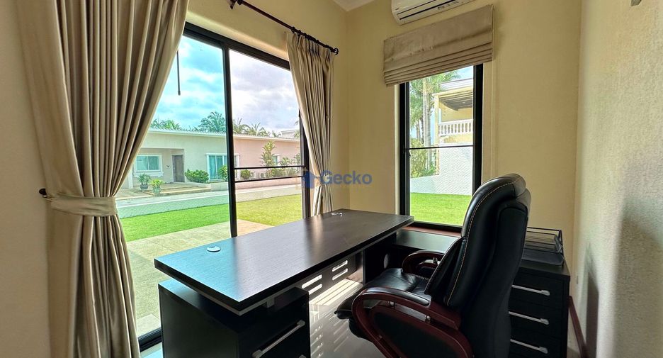 For rent and for sale 4 bedrooms house in Bang Lamung, Chonburi