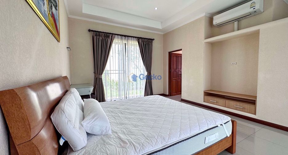 For rent and for sale 4 bedrooms house in Bang Lamung, Chonburi