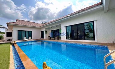 For sale 4 bed house in Bang Lamung, Chonburi