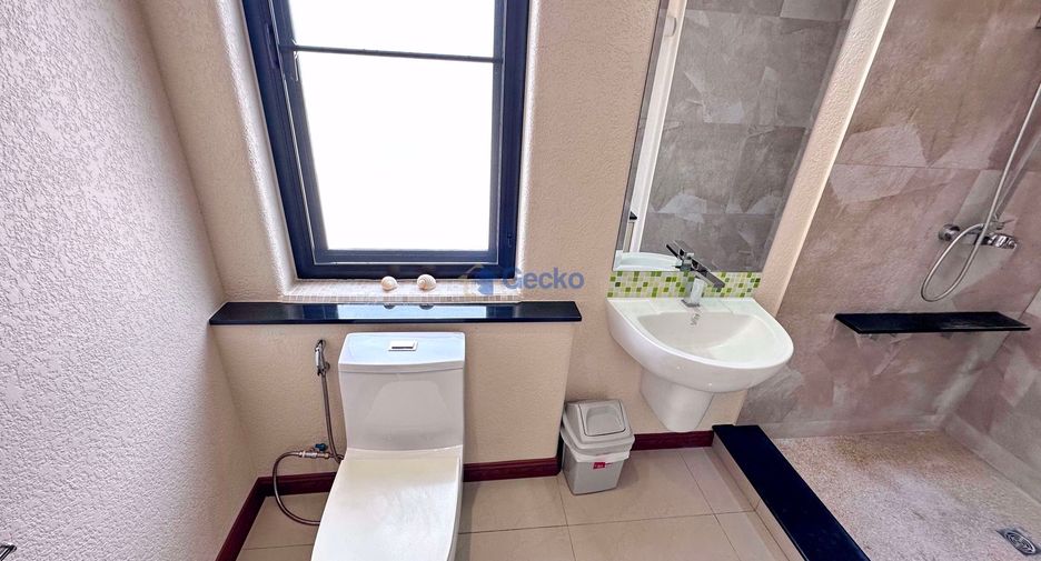 For rent and for sale 4 bedrooms house in Bang Lamung, Chonburi