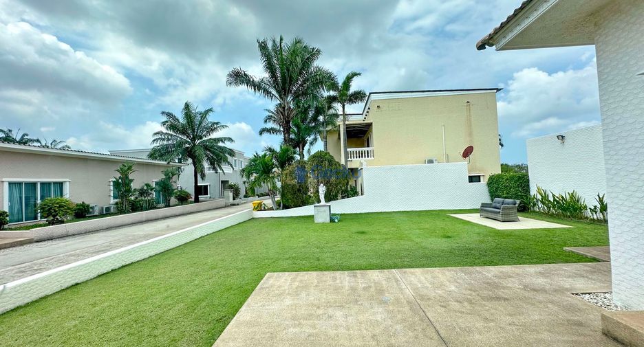 For rent and for sale 4 bedrooms house in Bang Lamung, Chonburi