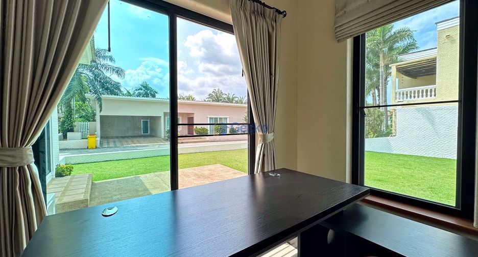 For rent and for sale 4 bedrooms house in Bang Lamung, Chonburi