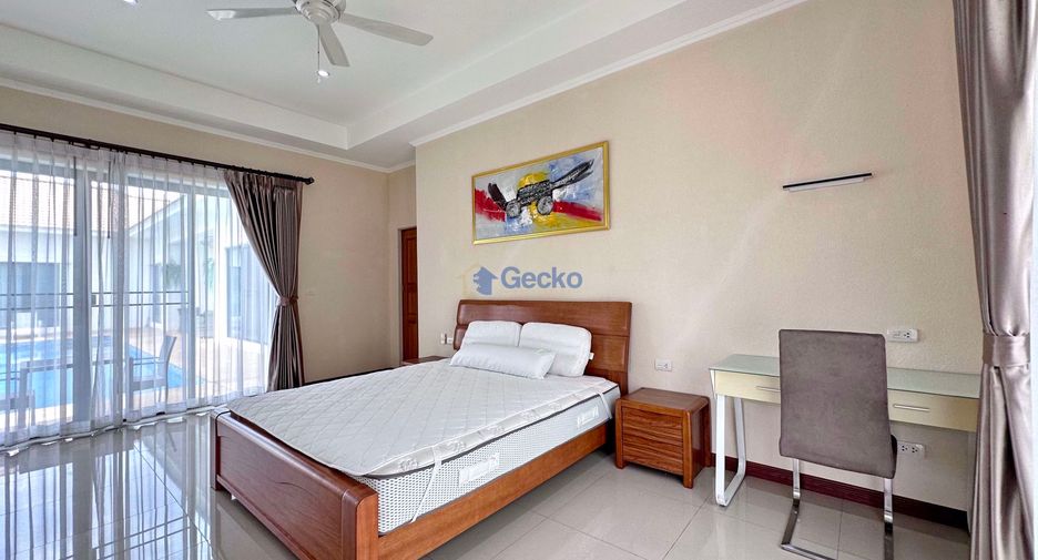 For rent and for sale 4 bedrooms house in Bang Lamung, Chonburi