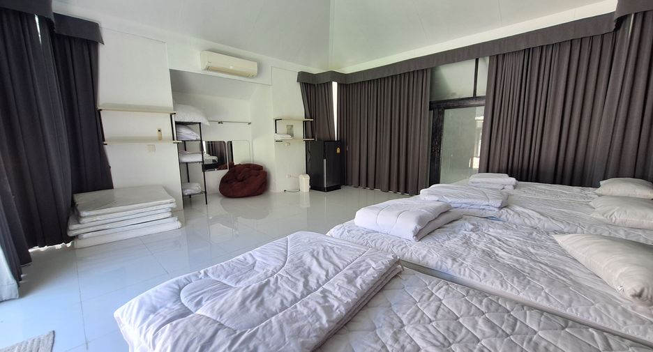 For rent 4 bed villa in Hua Hin, Prachuap Khiri Khan