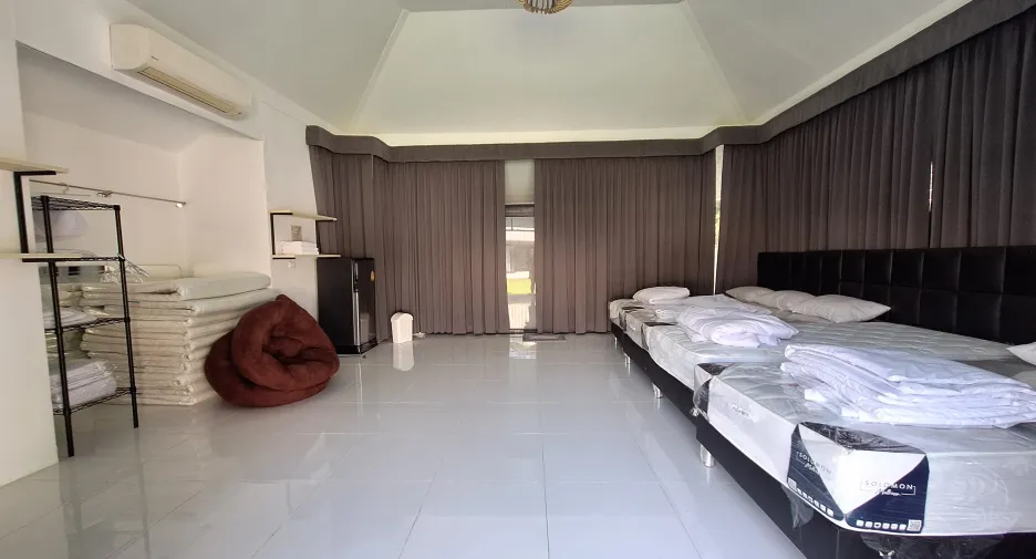 For rent 4 bed villa in Hua Hin, Prachuap Khiri Khan