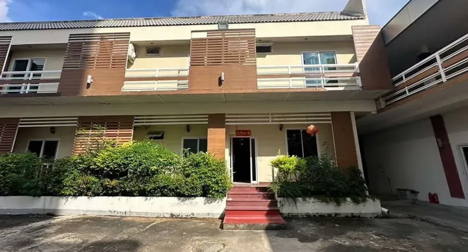 For rent 24 bedrooms office in Chatuchak, Bangkok