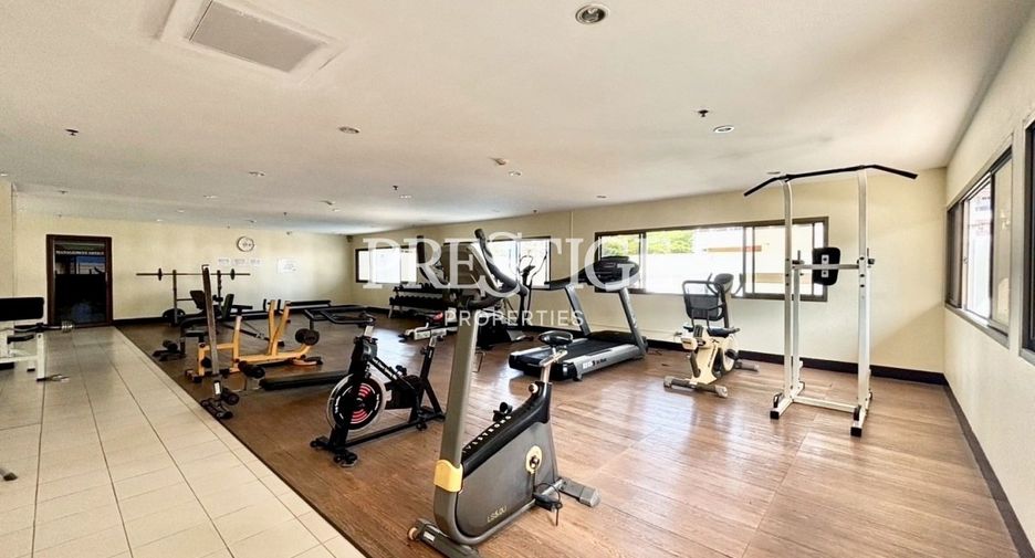 For sale studio condo in Bang Lamung, Chonburi