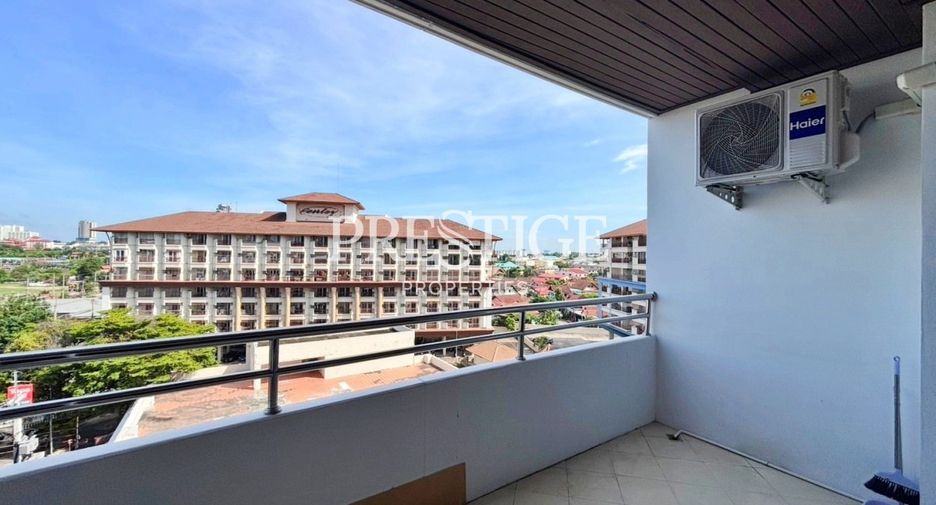 For sale studio condo in Bang Lamung, Chonburi