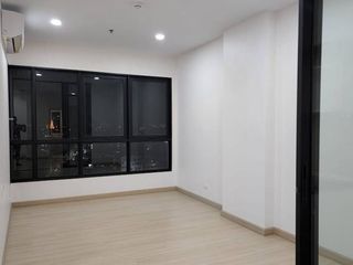 For sale 2 bed condo in Khlong San, Bangkok