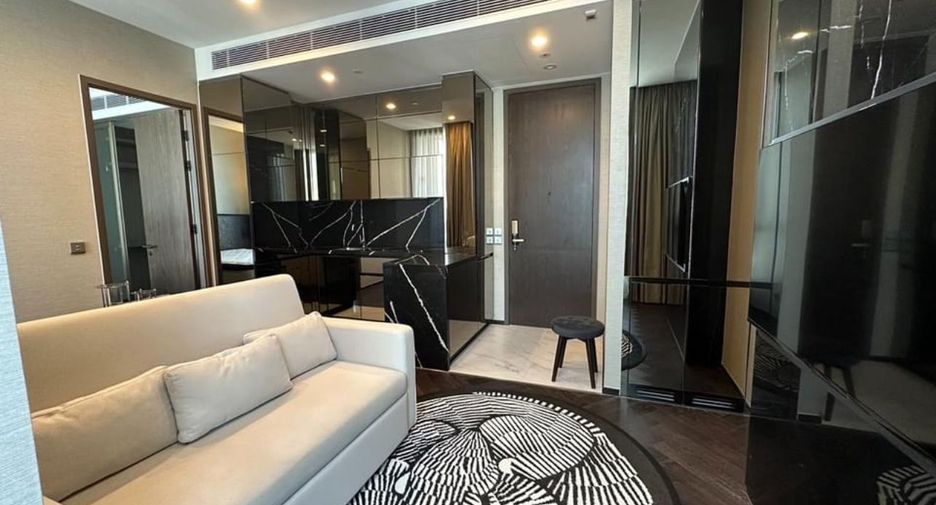 For sale 1 bed condo in Khlong Toei, Bangkok