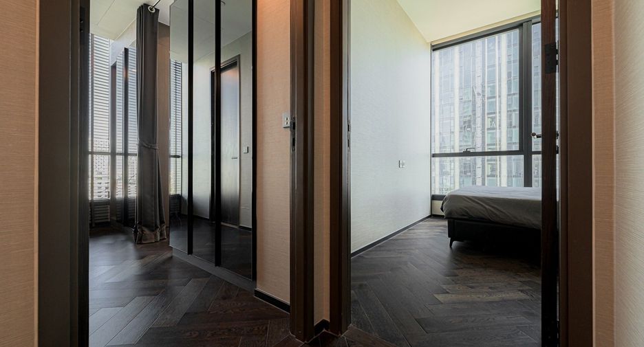 For rent 2 bed condo in Khlong Toei, Bangkok