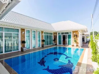 For sale 4 bed villa in Hua Hin, Prachuap Khiri Khan
