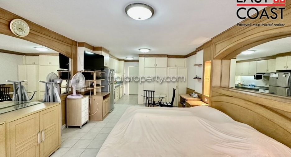 For sale studio condo in Bang Lamung, Chonburi