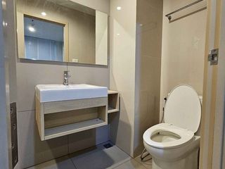 For rent studio condo in Mueang Nonthaburi, Nonthaburi