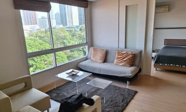 For rent 1 bed condo in Khlong Toei, Bangkok