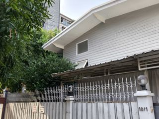 For sale 2 Beds house in Phaya Thai, Bangkok