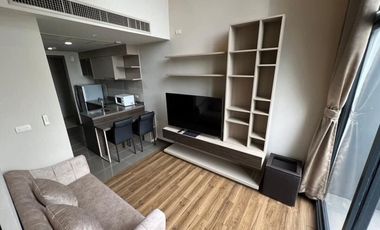 For rent 1 bed condo in Phaya Thai, Bangkok