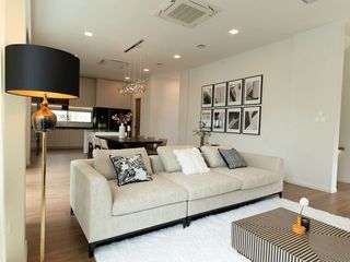 For rent 3 bed condo in Saphan Sung, Bangkok