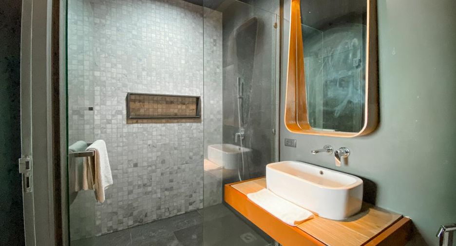 For sale 2 bedrooms condo in Mueang Phuket, Phuket
