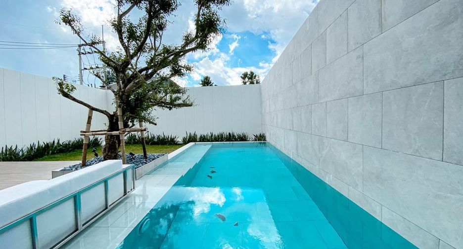 For sale 3 bedrooms villa in Thalang, Phuket