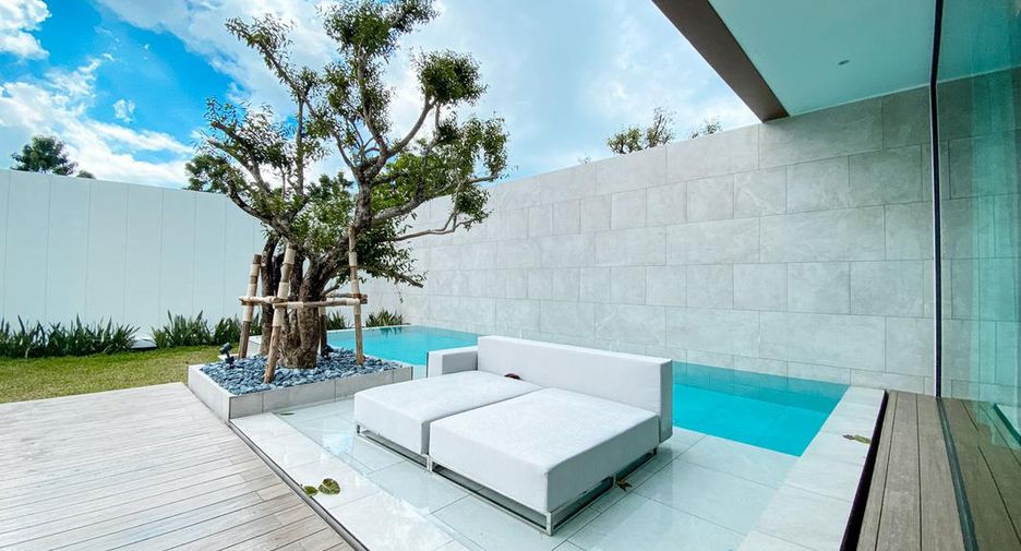 For sale 3 bedrooms villa in Thalang, Phuket