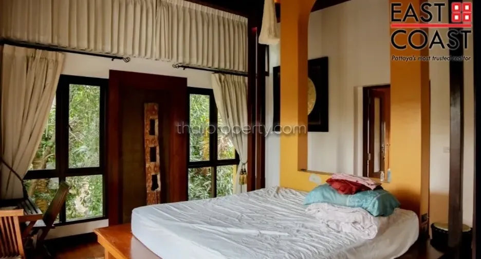 For rent and for sale 3 bedrooms house in Bang Lamung, Chonburi