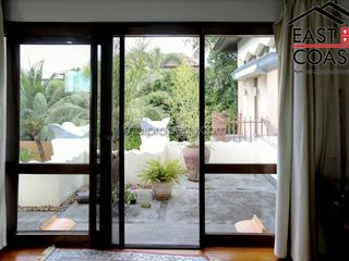 For rent and for sale 3 bed house in Bang Lamung, Chonburi