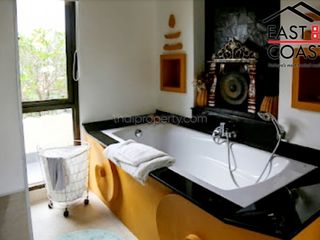 For rent and for sale 3 bed house in Bang Lamung, Chonburi