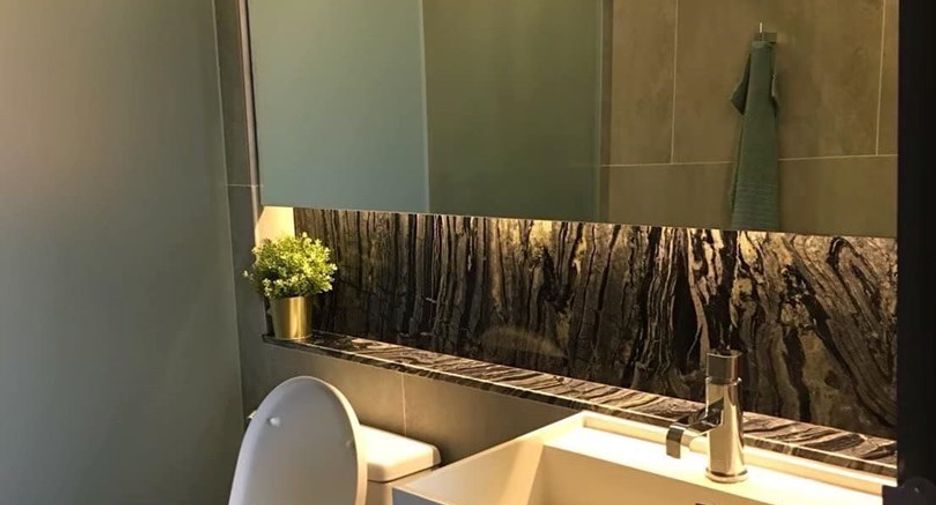 For rent and for sale 1 bed condo in Khlong Toei, Bangkok