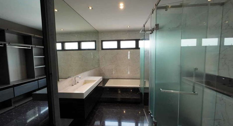 For rent そして for sale 3 Beds townhouse in Lat Phrao, Bangkok