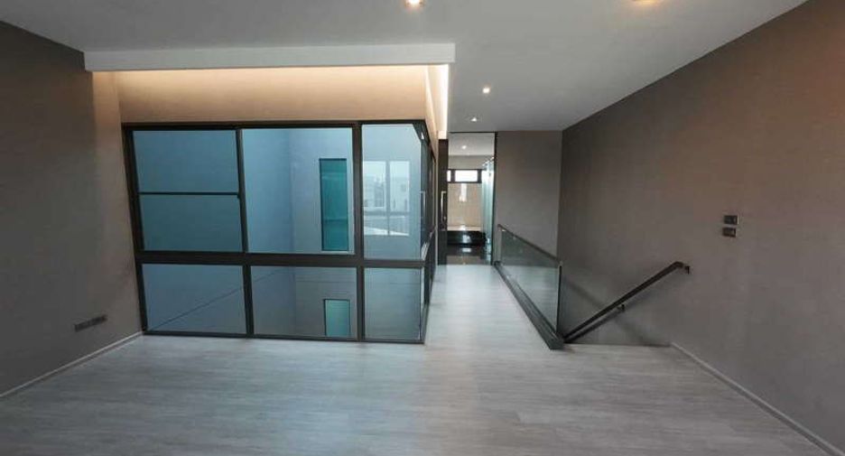 For rent そして for sale 3 Beds townhouse in Lat Phrao, Bangkok