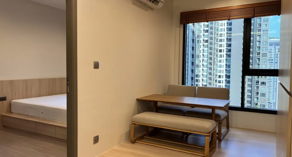 For sale 1 bed condo in Huai Khwang, Bangkok