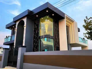 For sale 4 Beds house in Mueang Nakhon Pathom, Nakhon Pathom