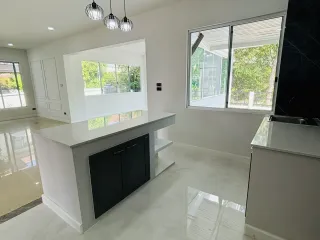 For sale 5 bed house in Mueang Samut Sakhon, Samut Sakhon