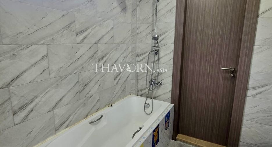 For sale 5 bedrooms house in Sattahip, Chonburi