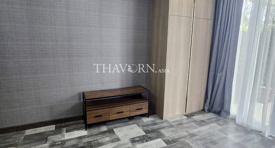 For sale 5 bedrooms house in Sattahip, Chonburi