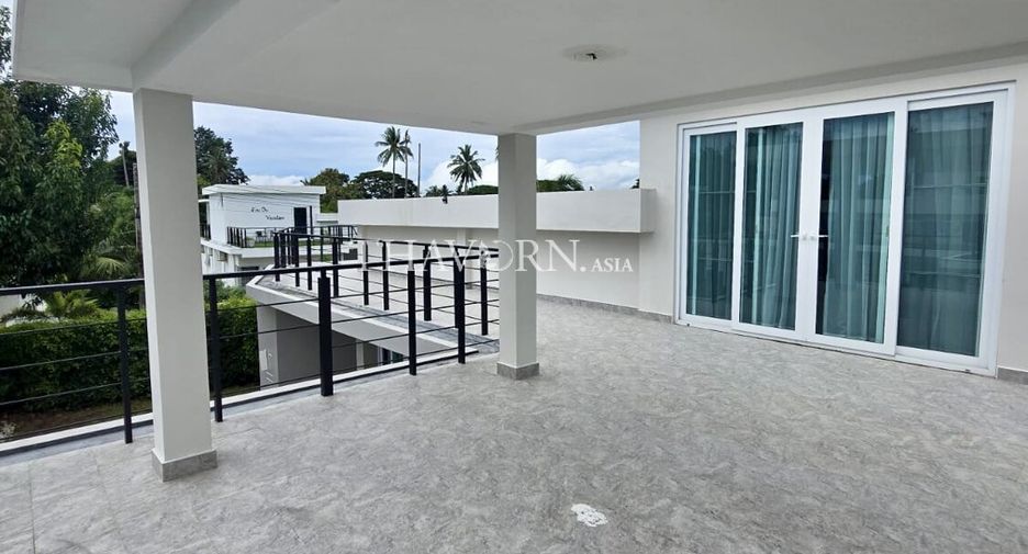 For sale 5 bedrooms house in Sattahip, Chonburi