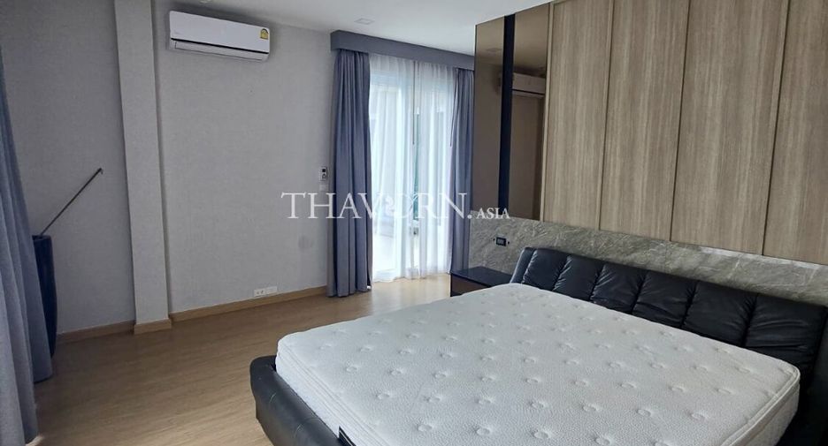 For sale 5 bedrooms house in Sattahip, Chonburi