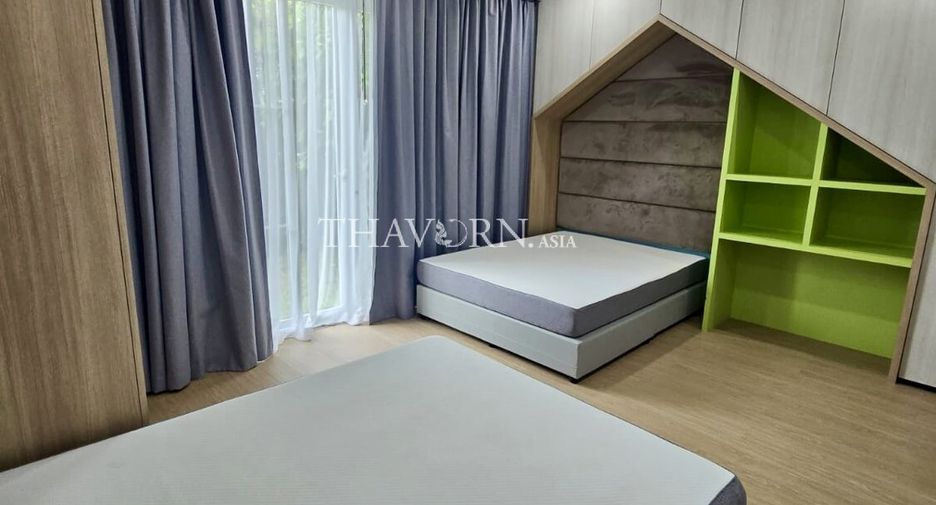 For sale 5 bedrooms house in Sattahip, Chonburi