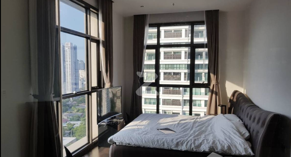 For sale 1 bed condo in Khlong Toei, Bangkok