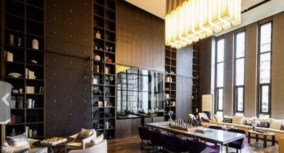 For sale 1 bed condo in Khlong Toei, Bangkok