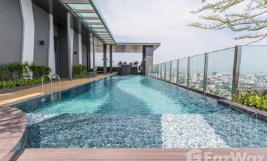 For sale 1 bed condo in Khlong Toei, Bangkok