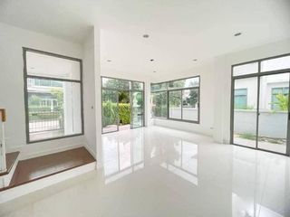For sale 3 Beds house in Min Buri, Bangkok